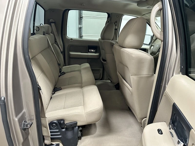 2004 Ford F-Series - Image 18 of 25