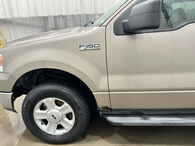 2004 Ford F-Series - Image 7 of 25