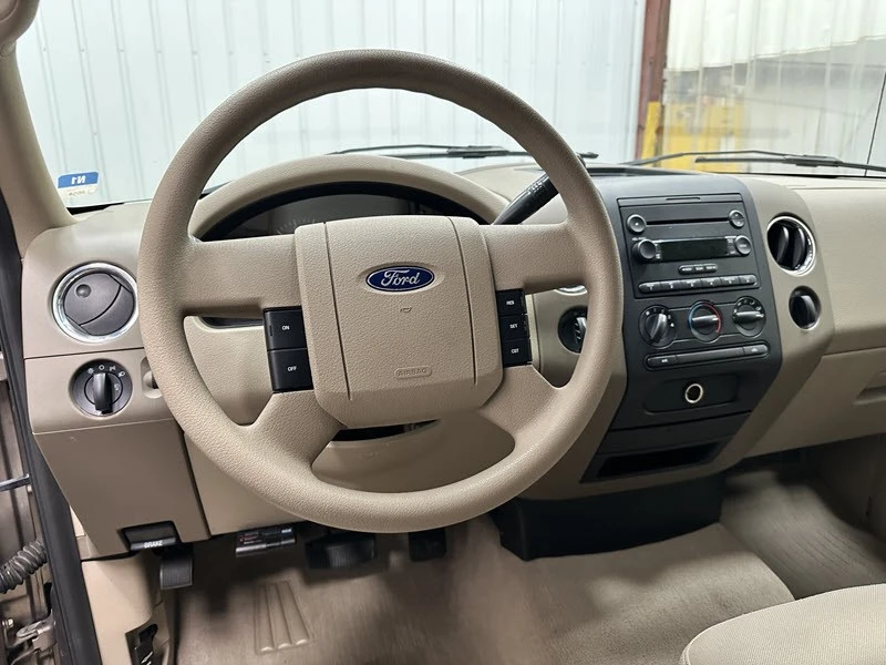 2004 Ford F-Series - Image 9 of 25