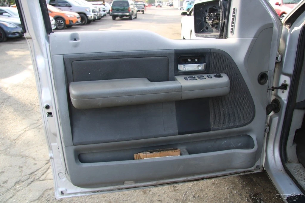 2004 Ford F-150 11th Gen - Image 12 of 21