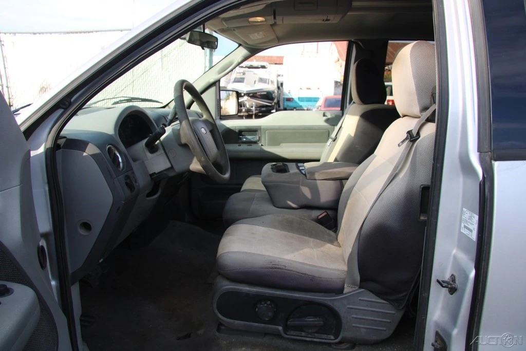 2004 Ford F-150 11th Gen - Image 13 of 21