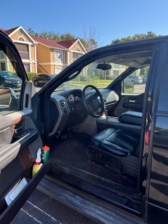 2004 Ford F-Series - Image 10 of 12