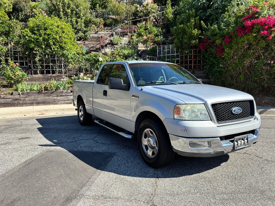 2004 Ford F-Series - Image 2 of 20