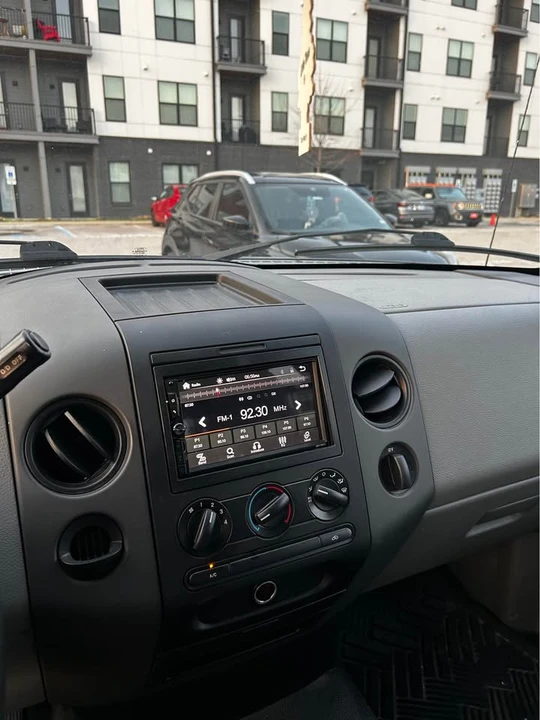 2004 Ford F-Series - Image 3 of 9