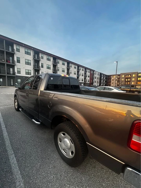 2004 Ford F-Series - Image 8 of 9