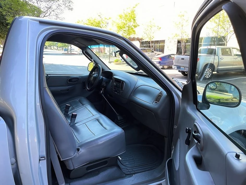 2004 Ford F-150 10th Gen - Image 12 of 16