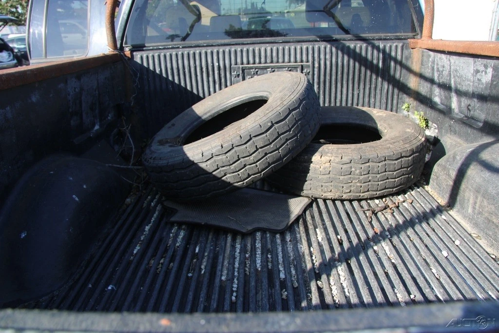 2004 Ford F-150 11th Gen - Image 19 of 21