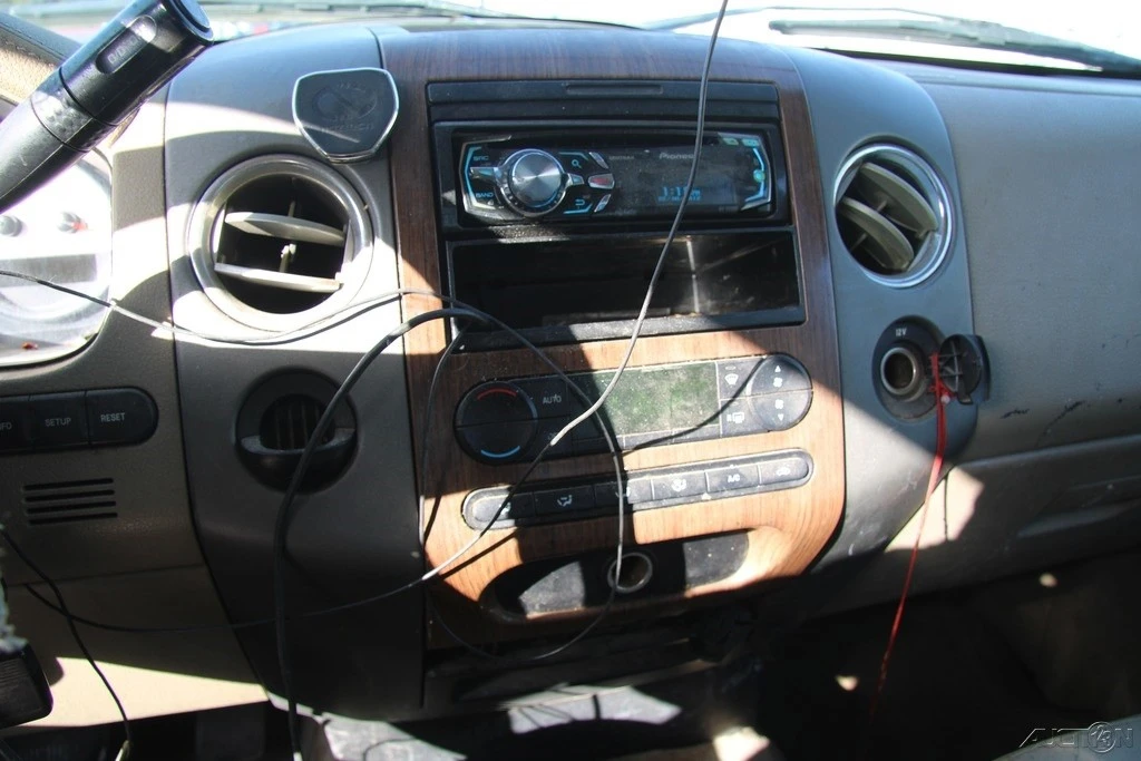 2004 Ford F-150 11th Gen - Image 16 of 21