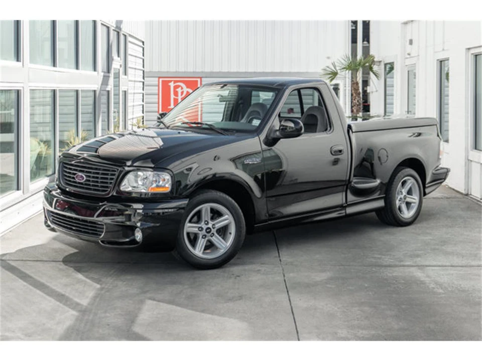 2004 Ford F-150 10th Gen - Image 2 of 12