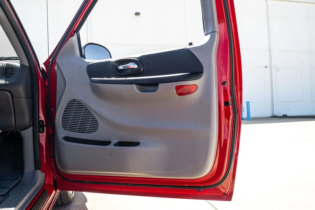 2004 Ford F-150 10th Gen - Image 26 of 31