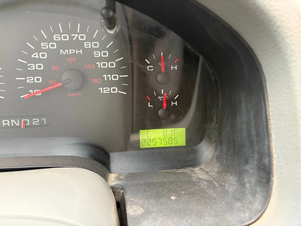 2004 Ford F-150 10th Gen - Image 5 of 9