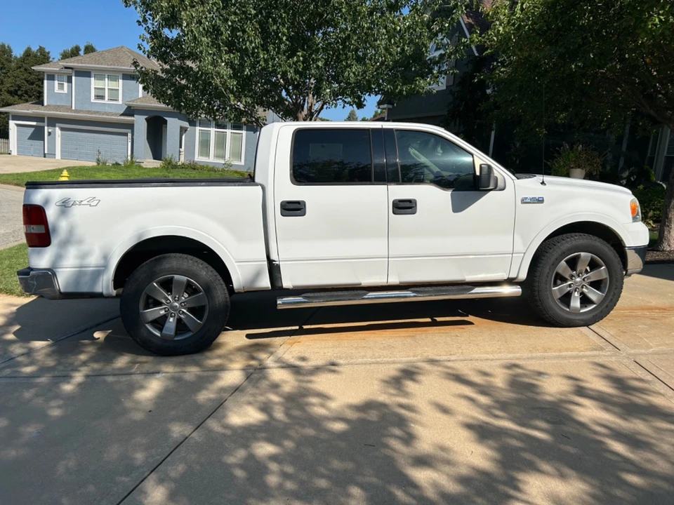 2004 Ford F-150 11th Gen - Image 2 of 15