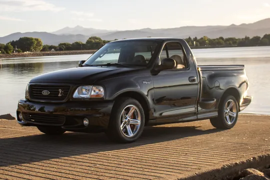 2004 Ford F-150 SVT Lightning