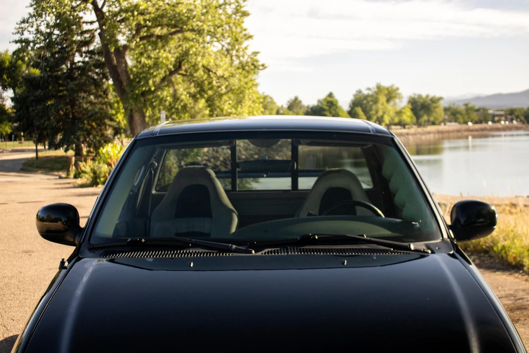 2004 Ford F-150 SVT Lightning 10th Gen - Image 26 of 31