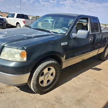 2004 Ford F-150 Short Bed