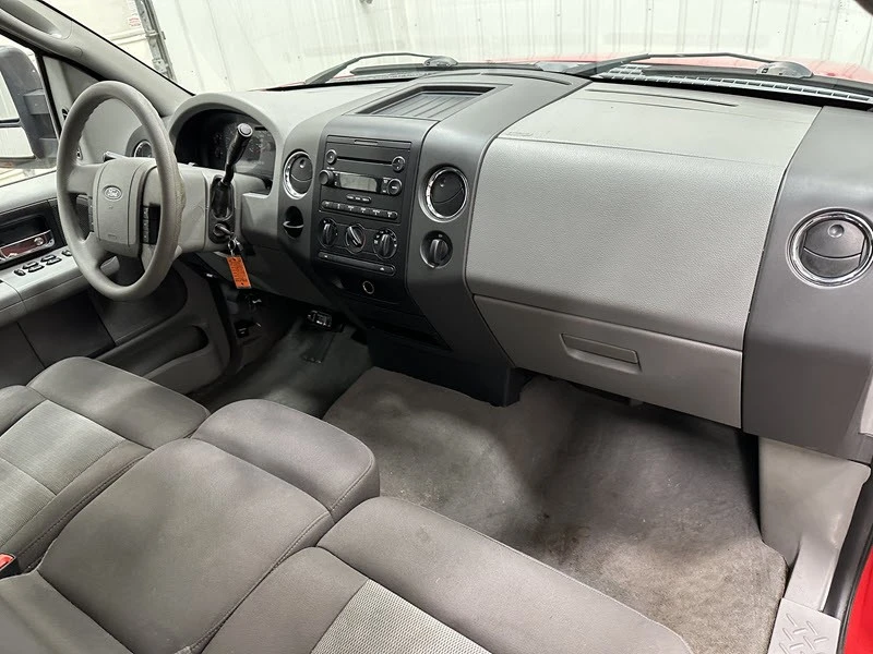 2004 Ford - Image 18 of 21