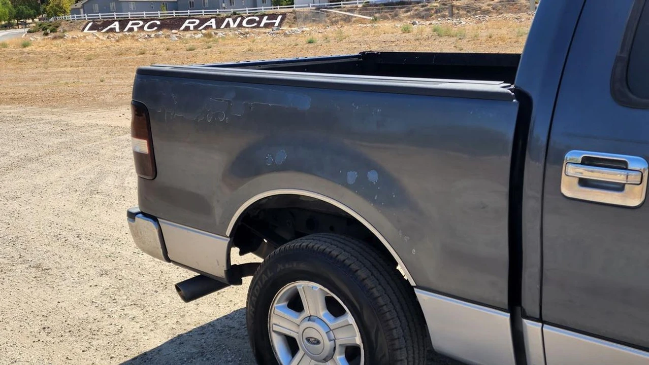 2004 Ford F-Series - Image 30 of 31