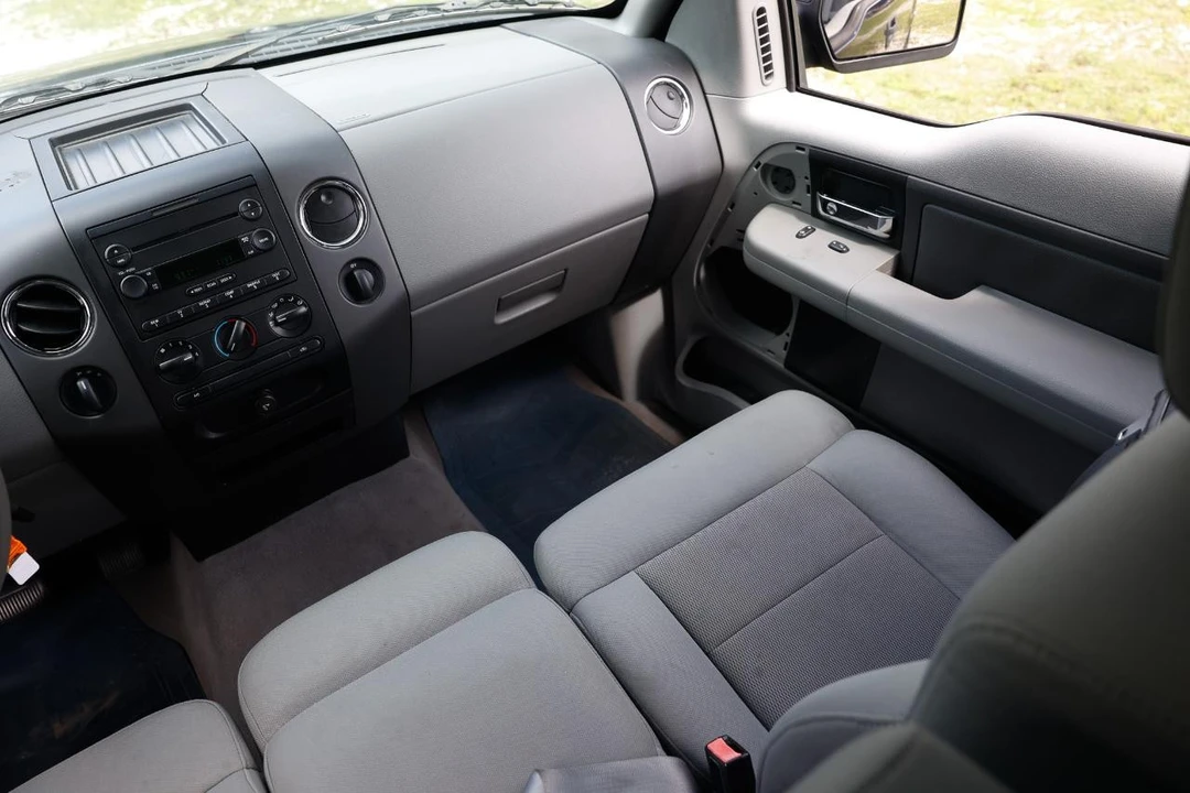2004 Ford F-150 10th Gen - Image 21 of 31