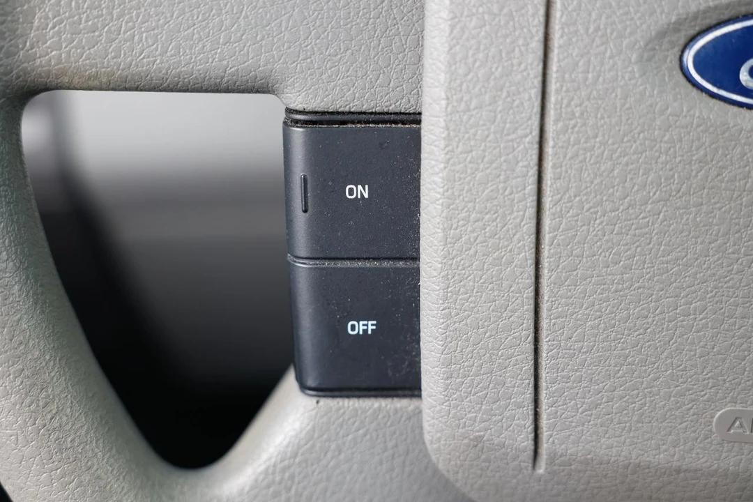 2004 Ford F-150 10th Gen - Image 24 of 31