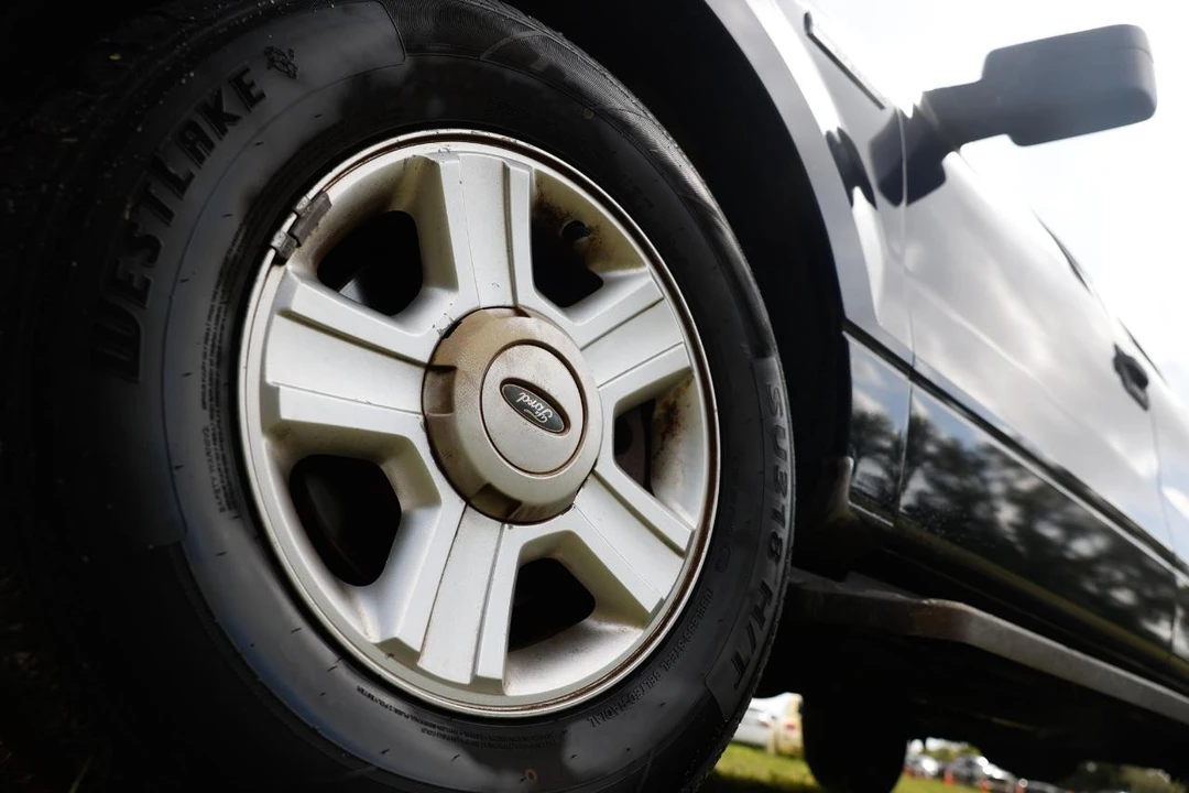 2004 Ford F-150 10th Gen - Image 31 of 31