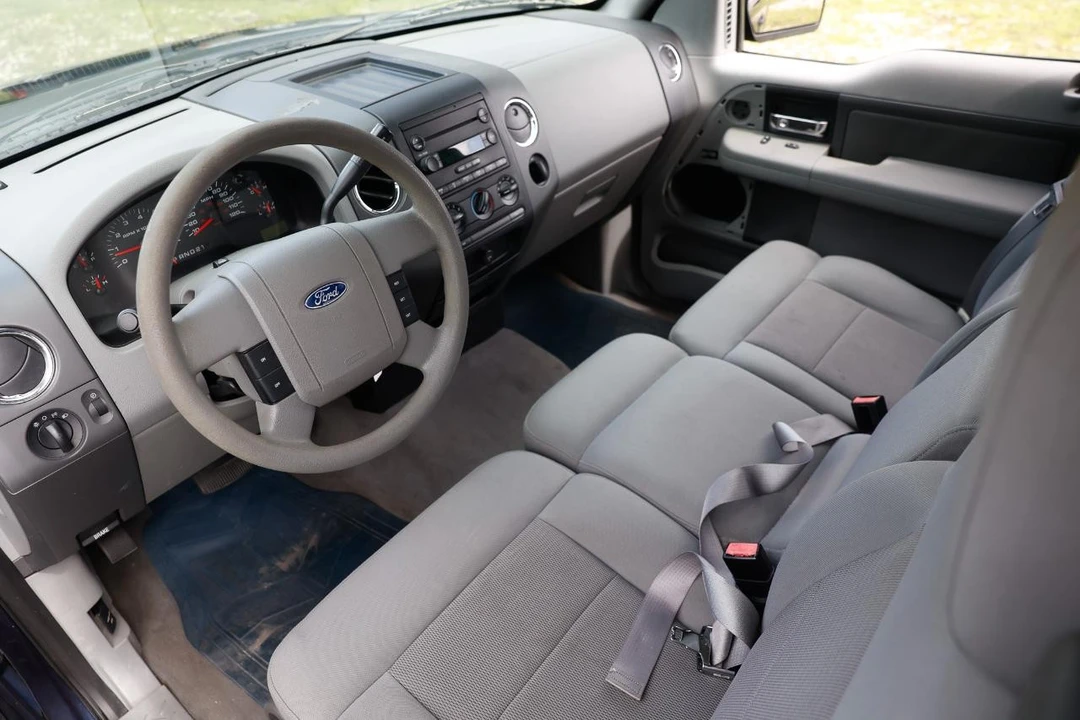 2004 Ford F-150 10th Gen - Image 4 of 31