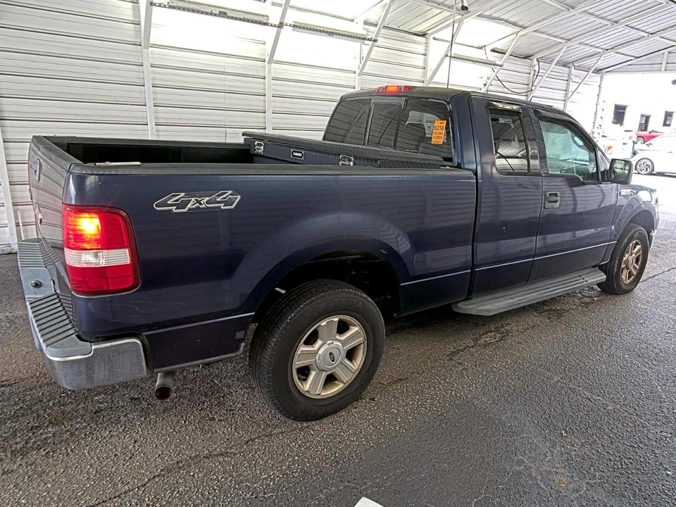 2004 Ford F-150 10th Gen - Image 2 of 10