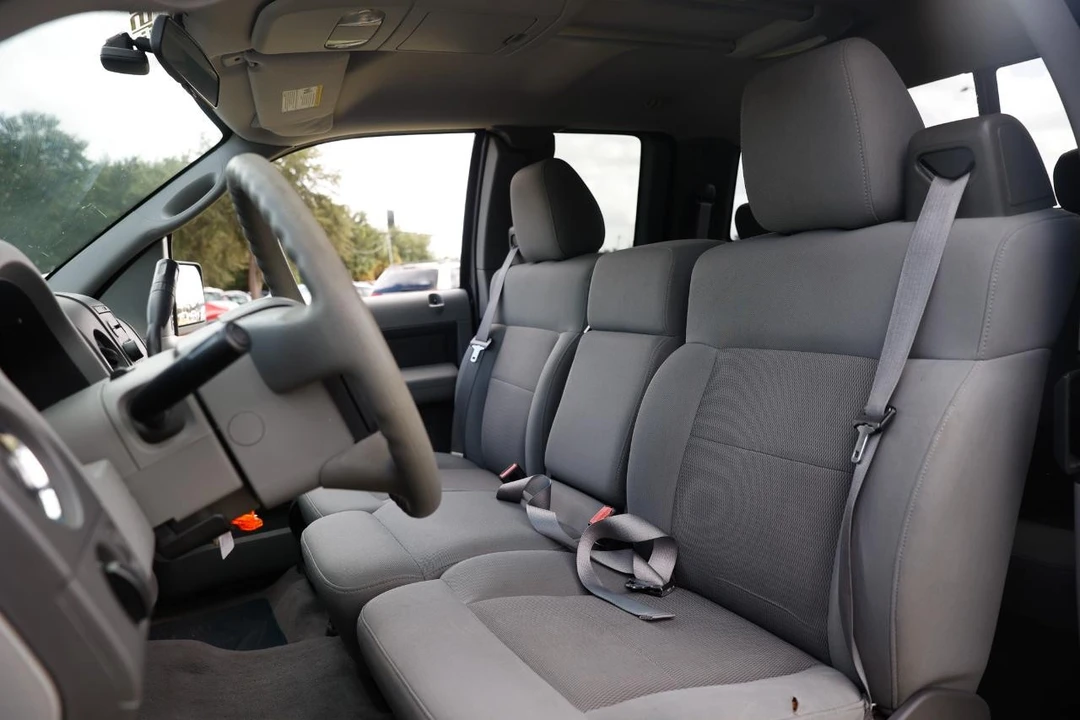 2004 Ford F-150 10th Gen - Image 6 of 31
