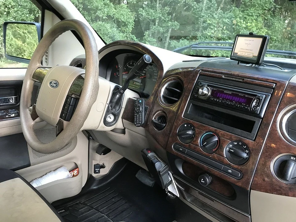 2004 Ford F-150 11th Gen - Image 11 of 18