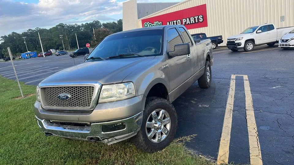 2004 Ford F-150 10th Gen - Image 2 of 10