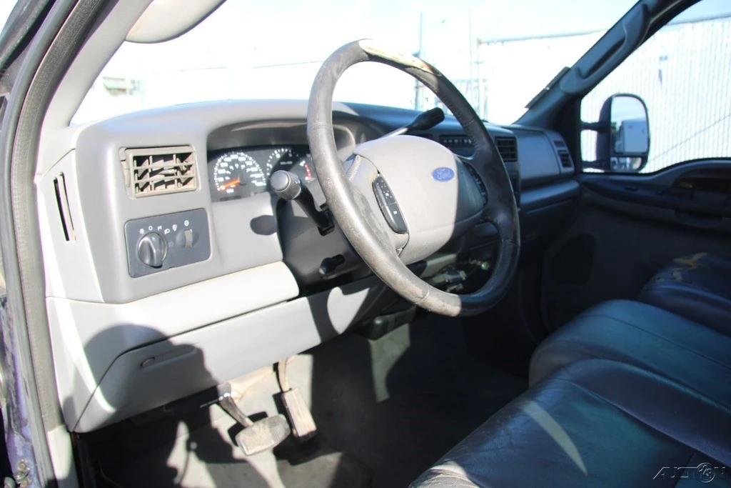 2004 Ford Super Duty 1st Gen - Image 15 of 21