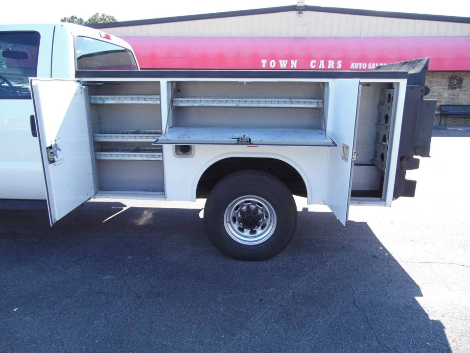 2004 Ford Super Duty 1st Gen - Image 12 of 21