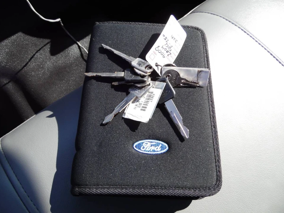 2004 Ford Super Duty 1st Gen - Image 19 of 21