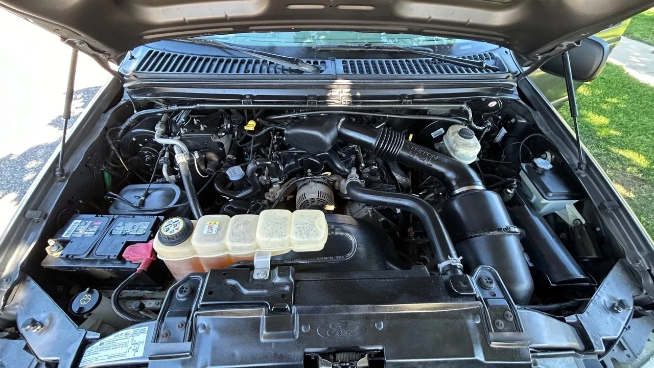 2004 Ford Super Duty 1st Gen - Image 12 of 18