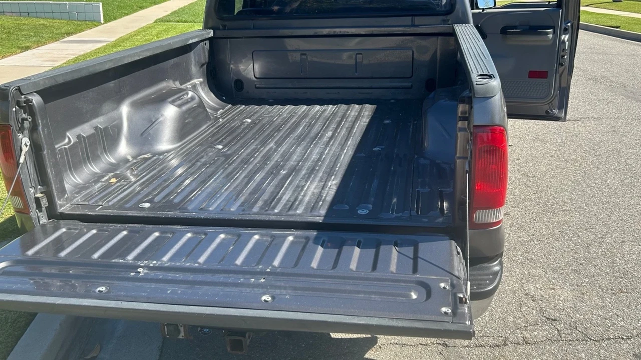 2004 Ford Super Duty 1st Gen - Image 15 of 18