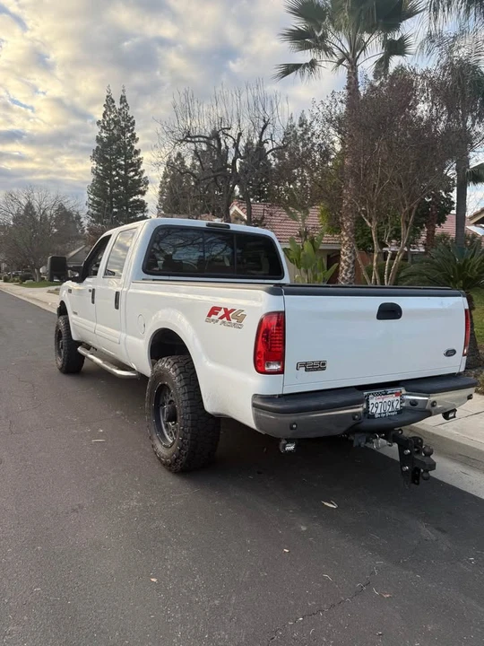 2004 Ford Super Duty 1st Gen - Image 6 of 10