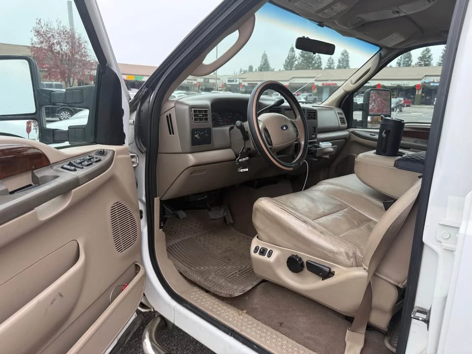 2004 Ford Super Duty 1st Gen - Image 9 of 10