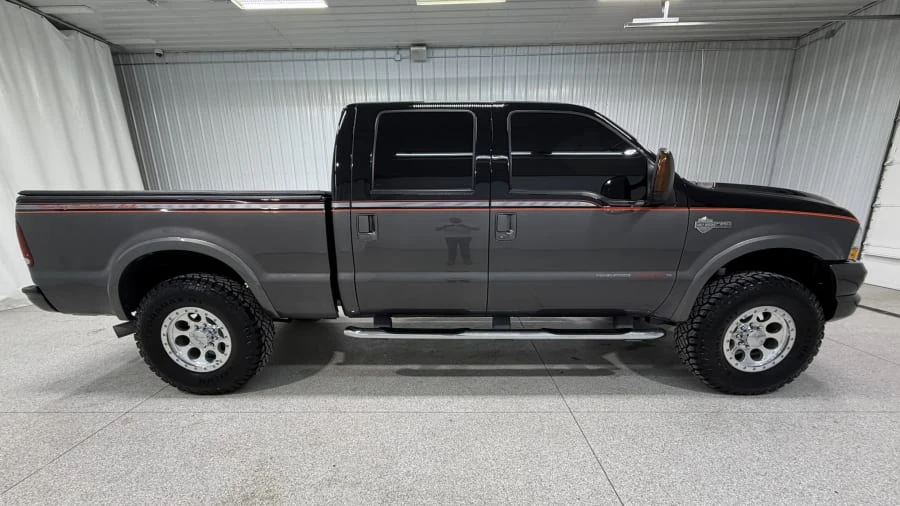 2004 Ford F-Series - Image 2 of 20