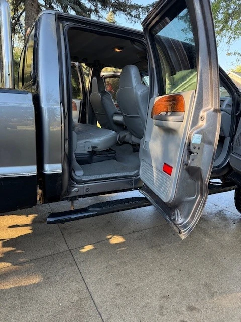 2004 Ford Super Duty 2nd Gen - Image 6 of 8