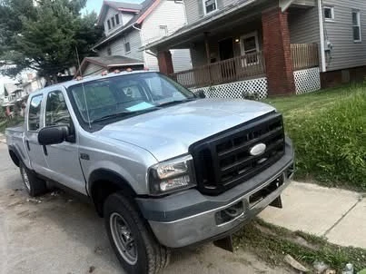 2004 Ford Super Duty 1st Gen - Image 2 of 10