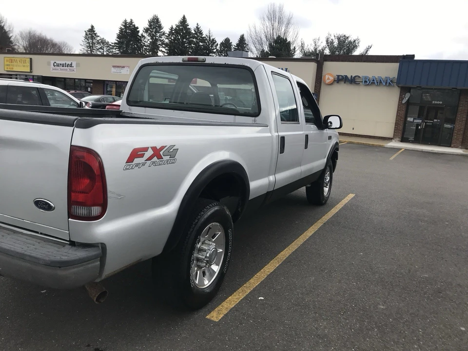 2004 Ford Super Duty 1st Gen - Image 2 of 7