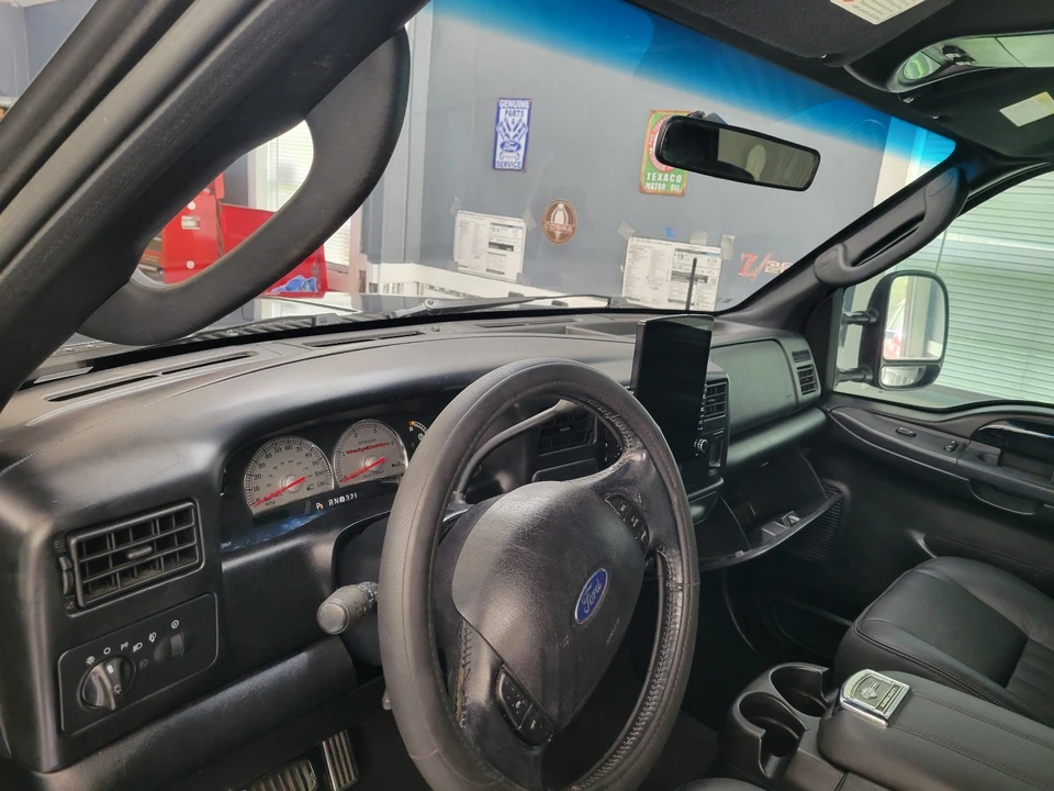 2004 Ford Super Duty 1st Gen - Image 14 of 21