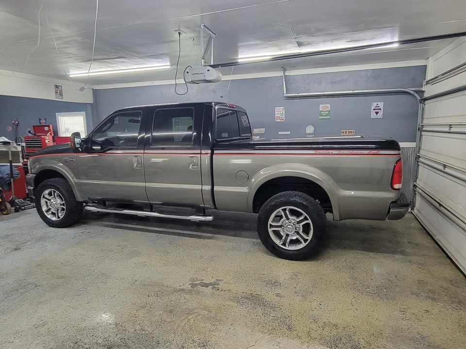 2004 Ford Super Duty 1st Gen - Image 2 of 21