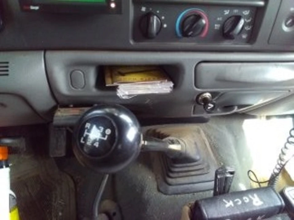 2004 Ford Super Duty 1st Gen - Image 17 of 18