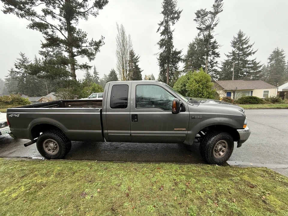 2004 Ford Super Duty 1st Gen - Image 2 of 14