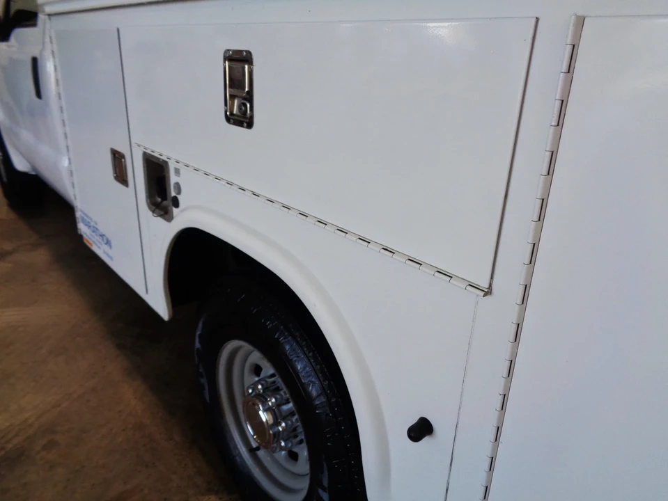 2004 Ford Super Duty 1st Gen - Image 10 of 20