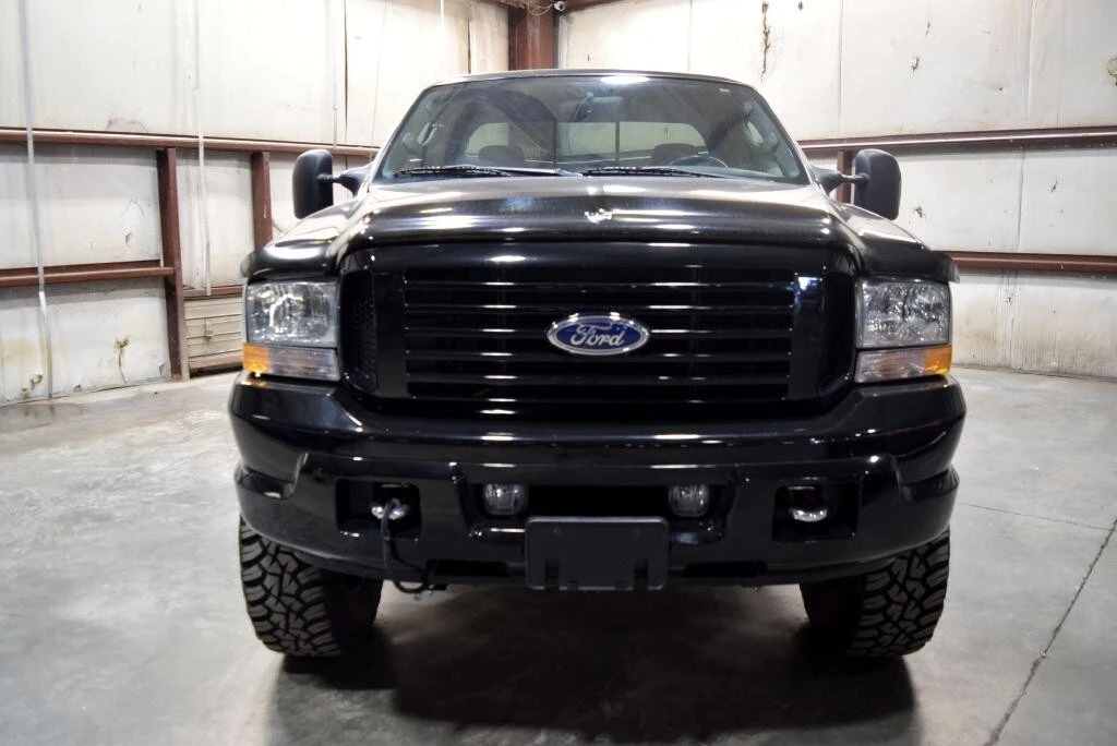 2004 Ford Super Duty 1st Gen - Image 2 of 12