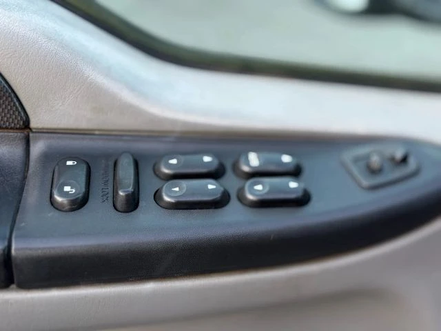 2004 Ford Super Duty 1st Gen - Image 10 of 21