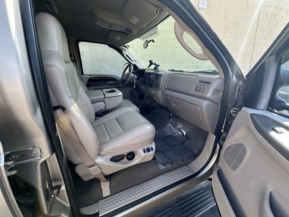 2004 Ford Super Duty 1st Gen - Image 10 of 18