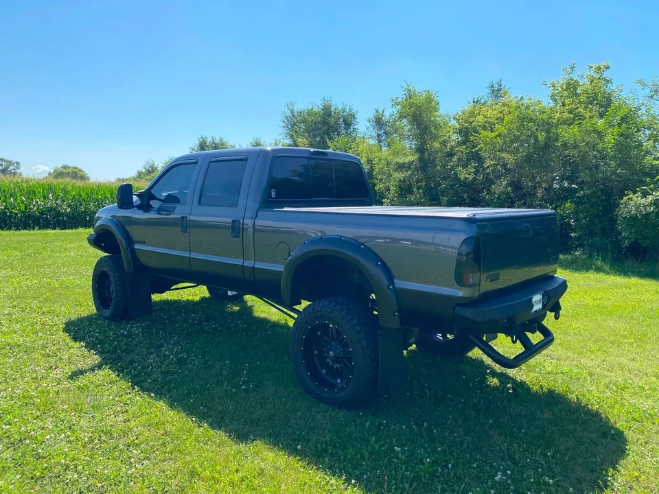 2004 Ford Super Duty 1st Gen - Image 2 of 12