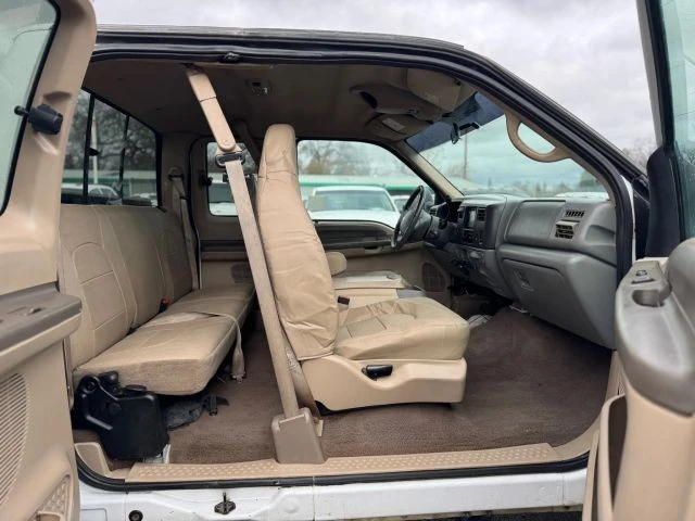 2004 Ford Super Duty 1st Gen - Image 22 of 31